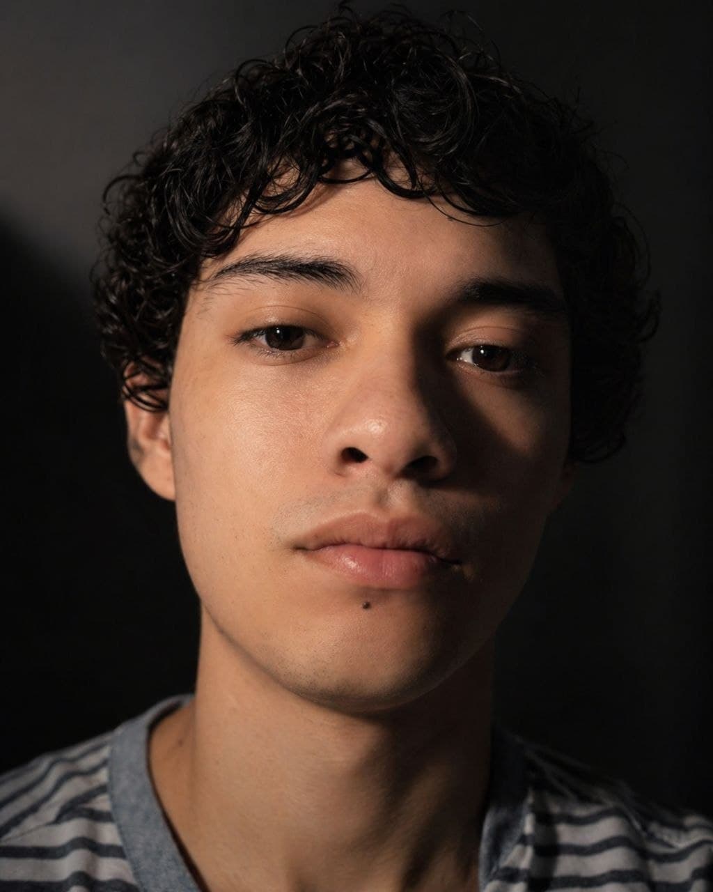 Retrato profesional de Edgar Camberos